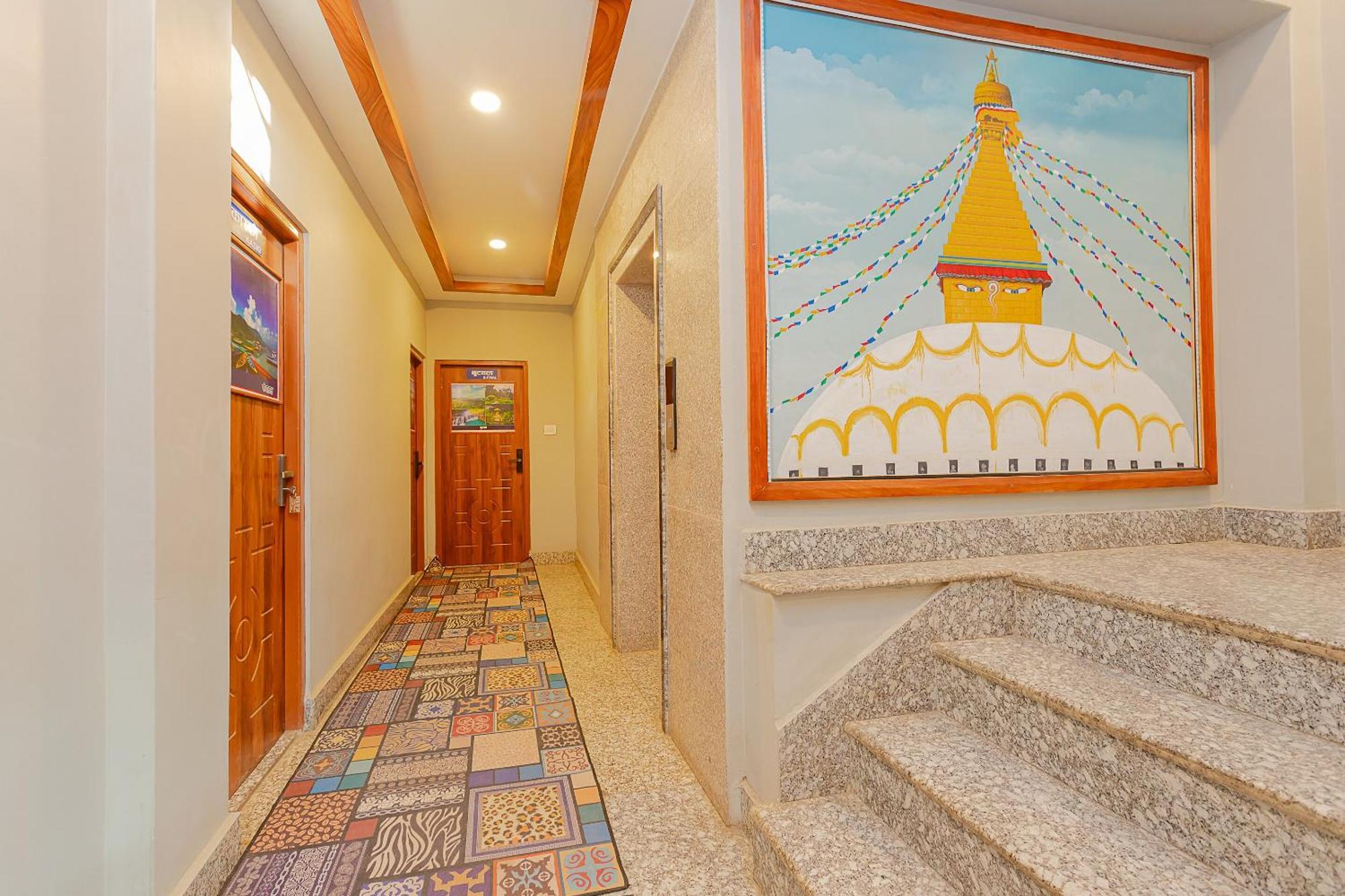 Oyo 799 Hotel Tik Tok Pvt Ltd. Kathmandu Esterno foto